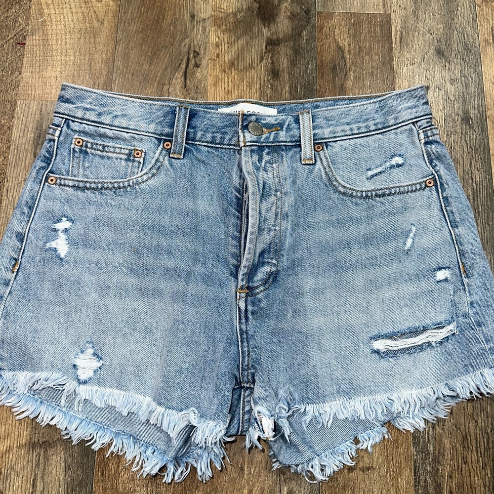 Denim Forum Blue Jean Shorts Distressed Frayed Hem